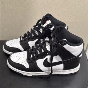 Women’s Nike Dunk High